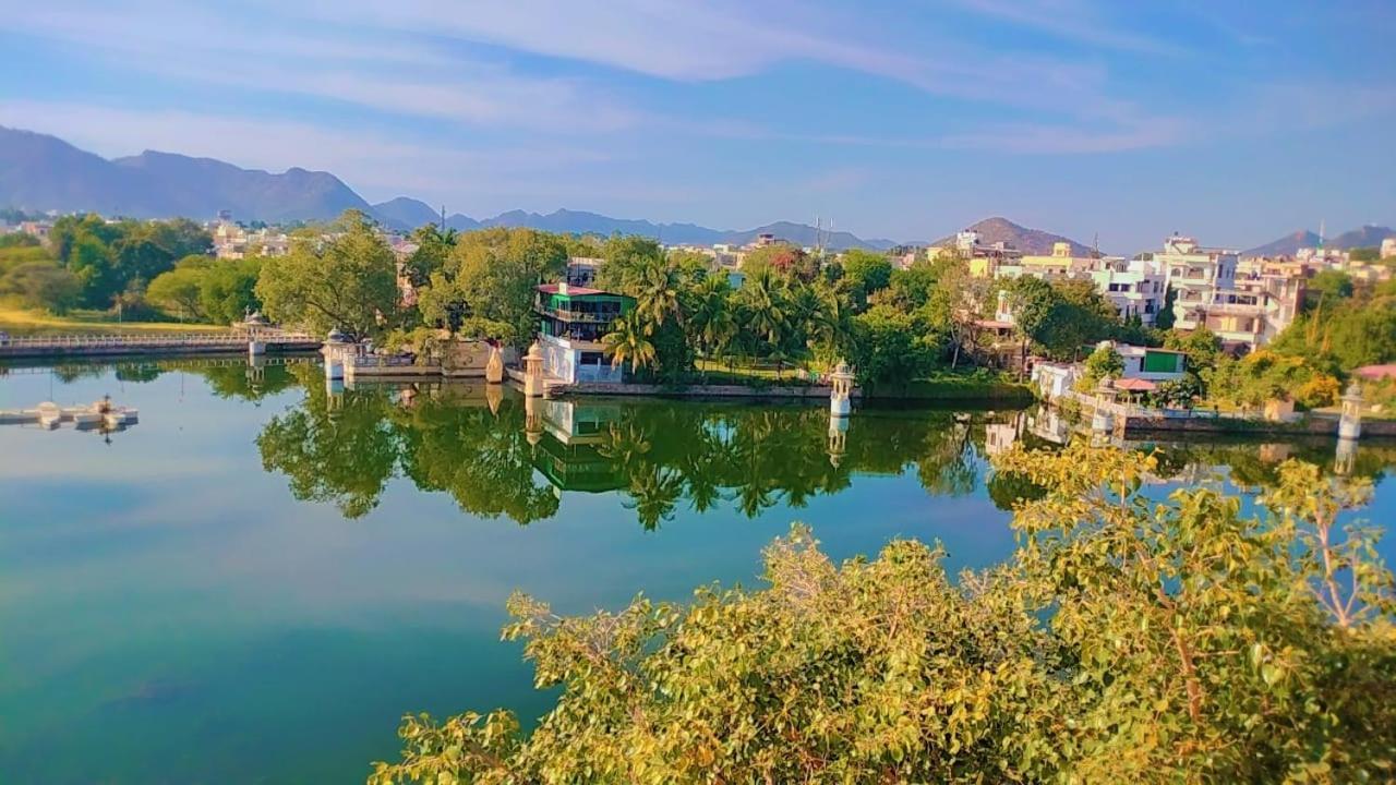 Antariksh Hotel Udaipur Exterior photo