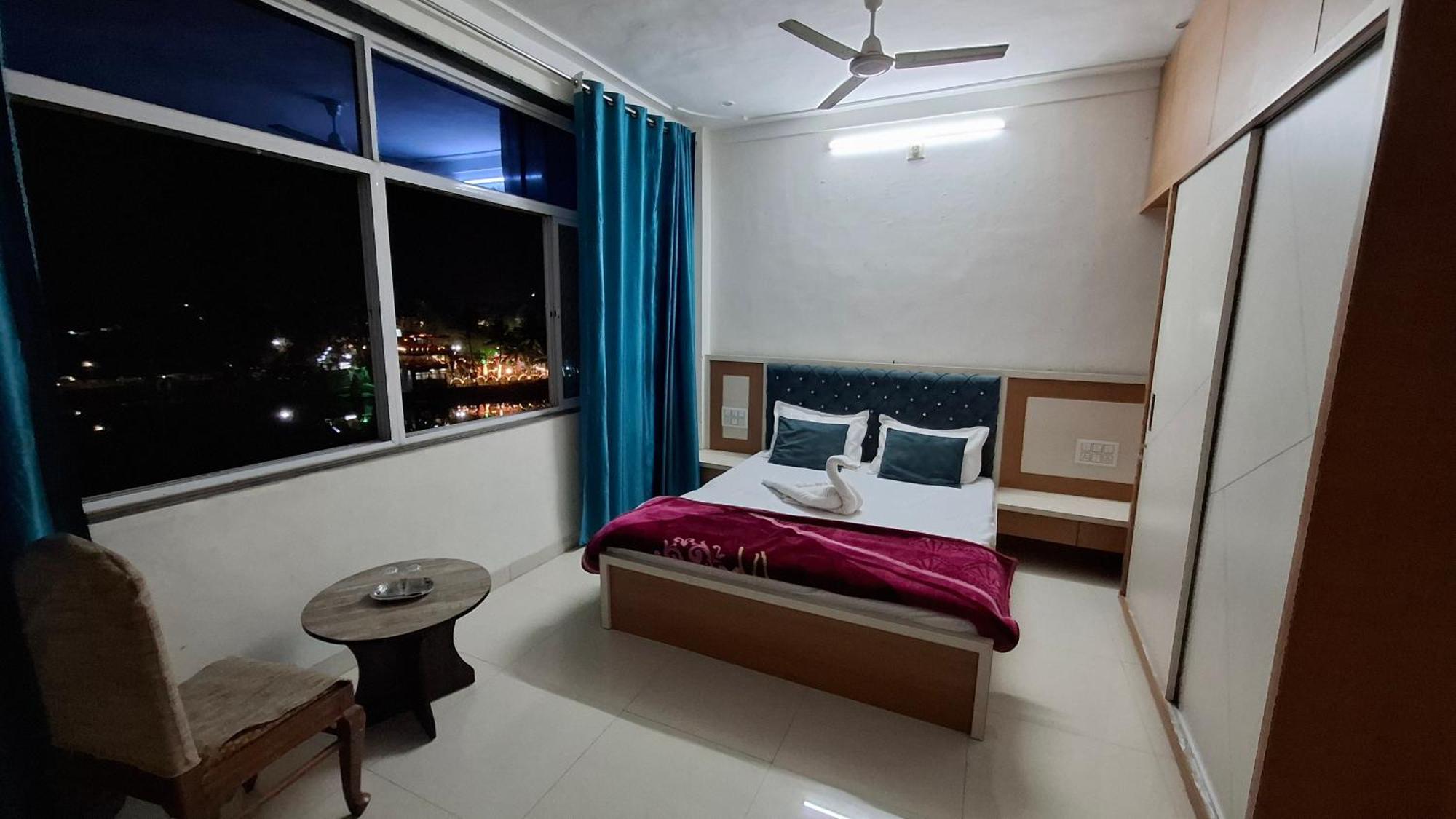 Antariksh Hotel Udaipur Exterior photo