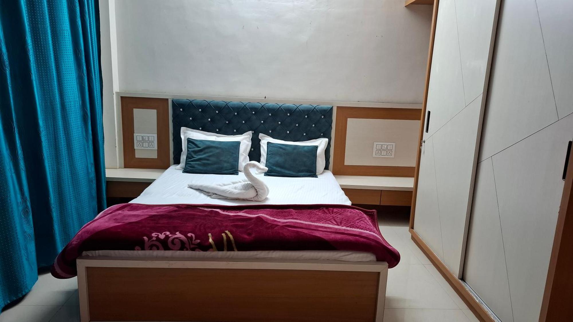 Antariksh Hotel Udaipur Exterior photo